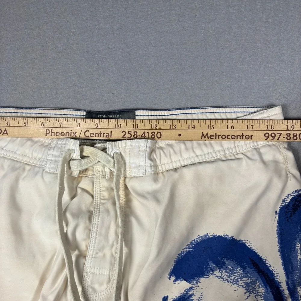 Abercrombie & Fitch physically still